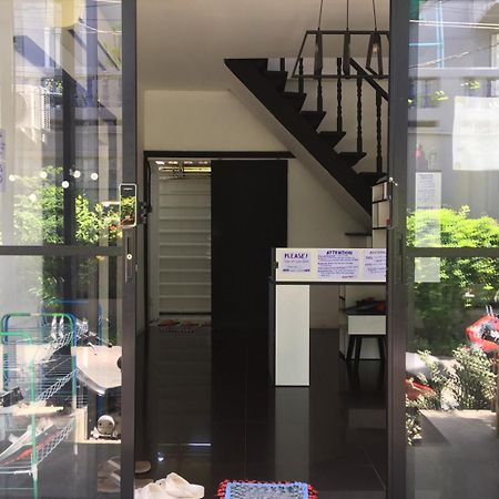 Hostel Nearthepark Backpack Boutique House Chiang Mai Exterior foto